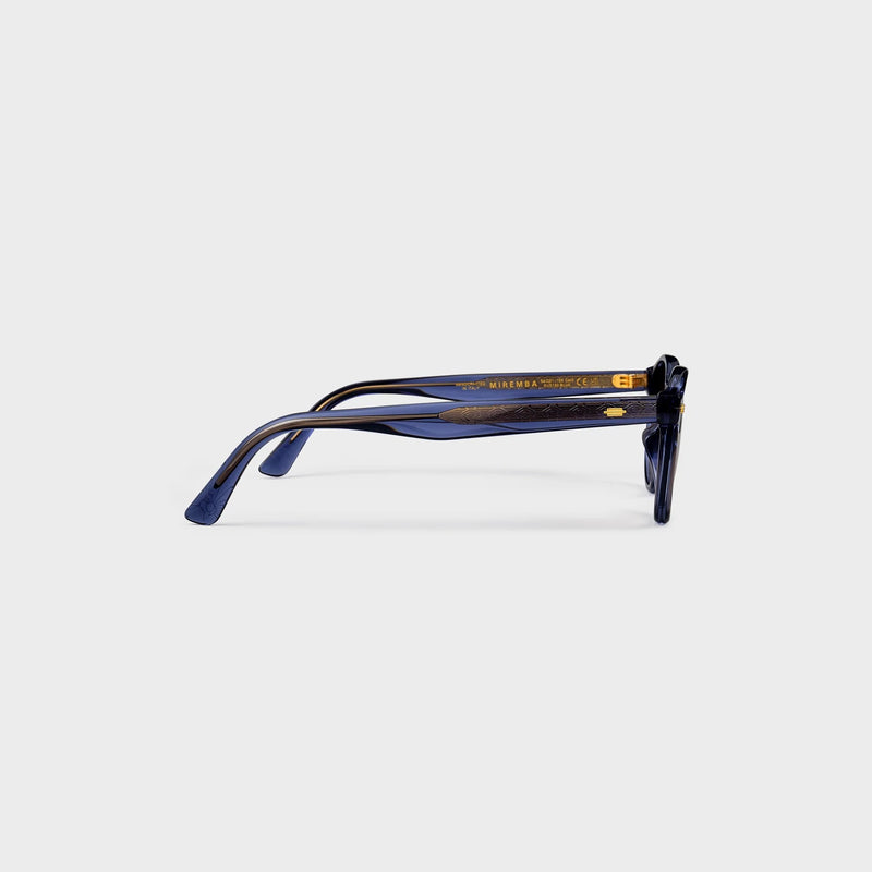 Bleu Infini – Élégance Unisexe